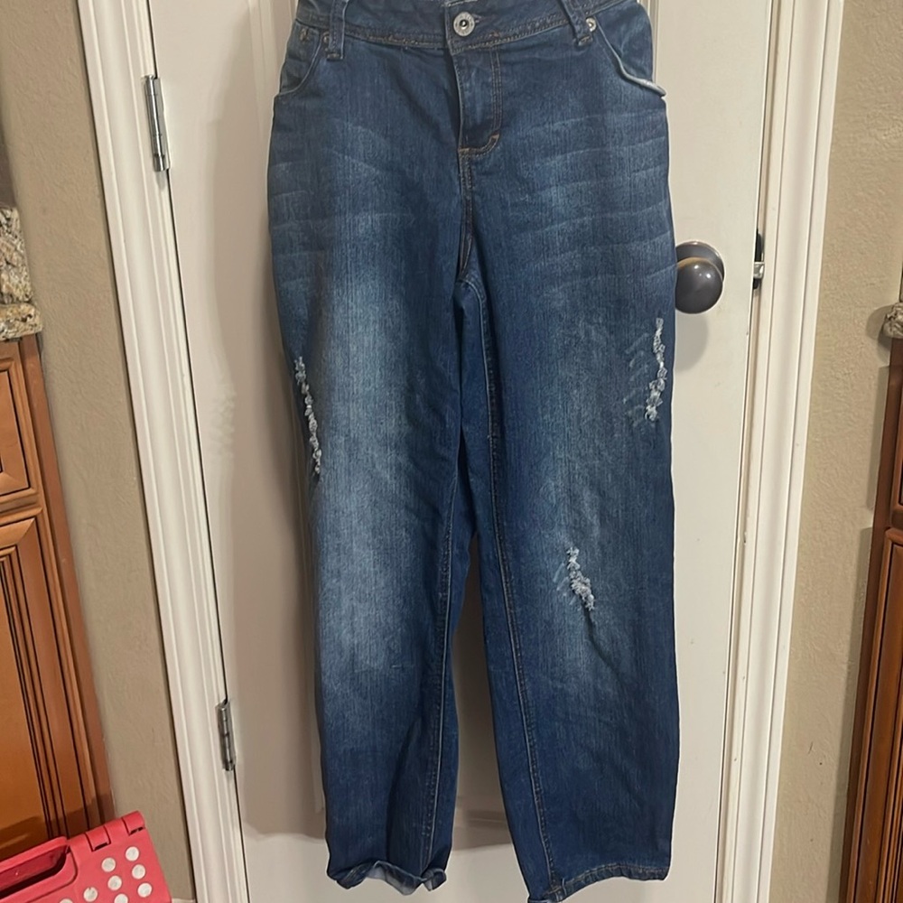 Lightly distressed jeans size 16WP